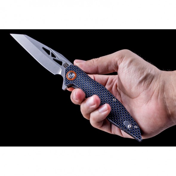 Artisan Cygnus Linerlock CF